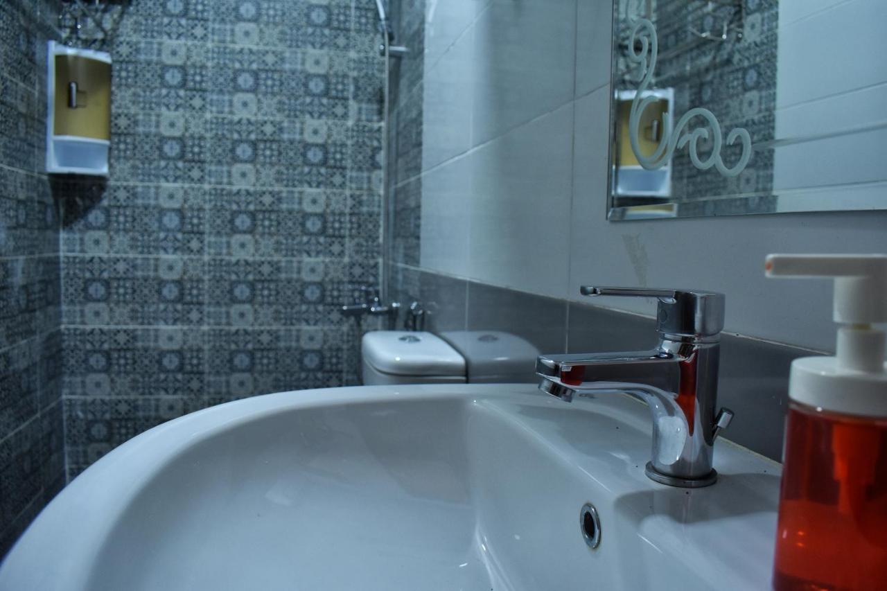 Columbia Sky City Hotel カイロ エクステリア 写真